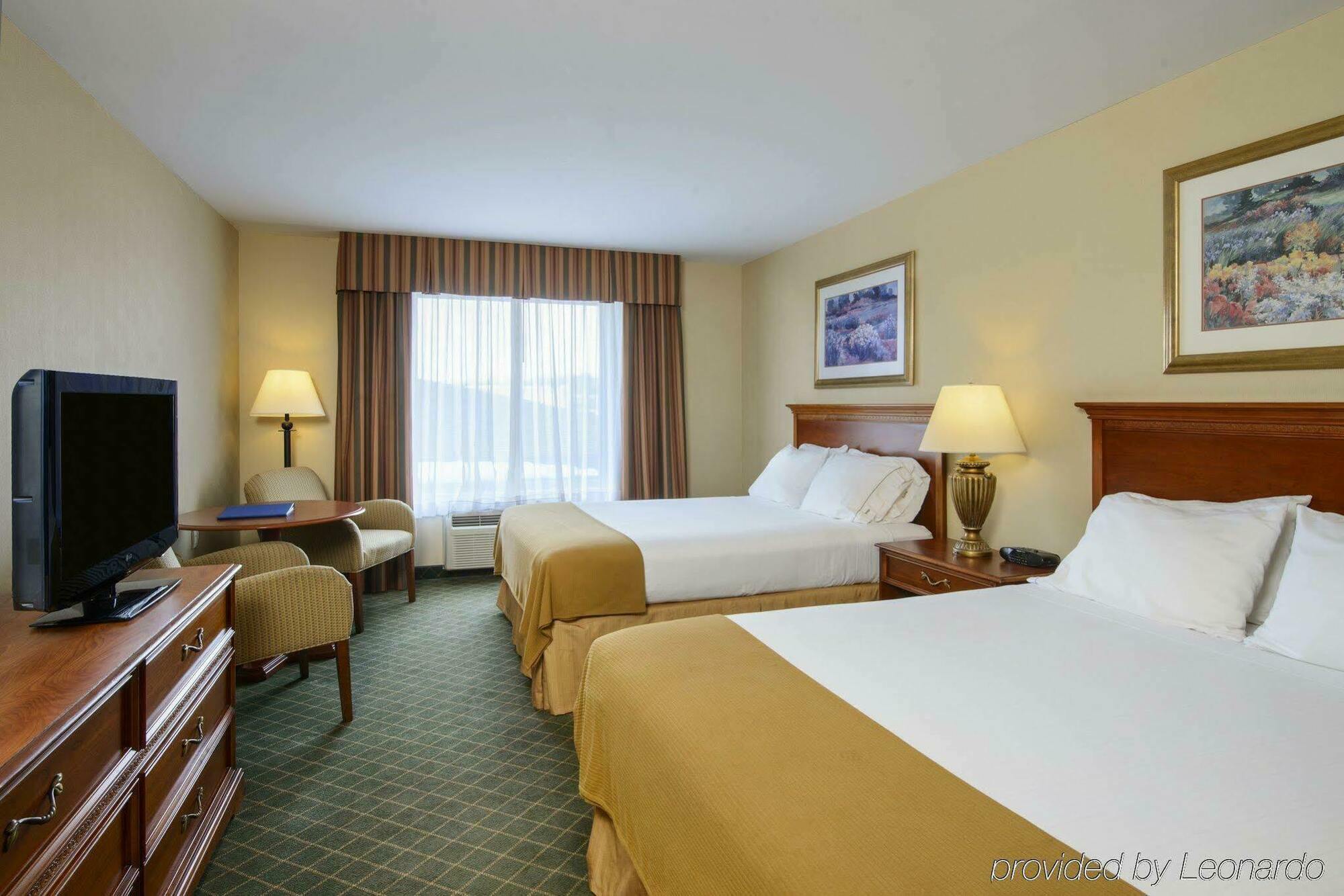 Holiday Inn Express Hotel & Suites Chester By Ihg Luaran gambar